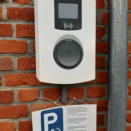 Au Chat'rme Des Blanches Pierres 3*