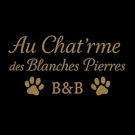 Au Chat'rme Des Blanches Pierres 3*