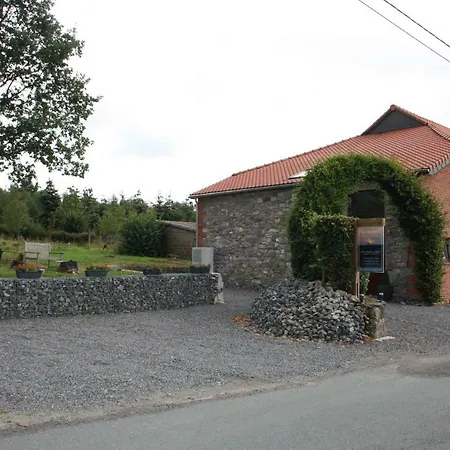 Au Chat'rme Des Blanches Pierres 3*