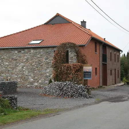 Au Chat'rme Des Blanches Pierres 3*