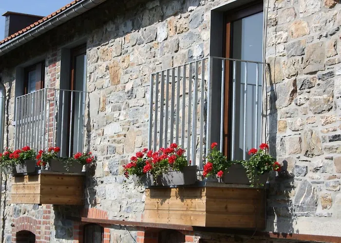 Au Chat'rme Des Blanches Pierres Guest house 3*